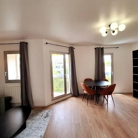 Le Solaire - En Bordure De Paris - 321b